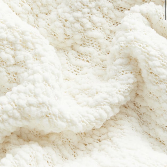 BOUCLÉ SWEATER/ H and M. 🤍 - Picture 2 of 7